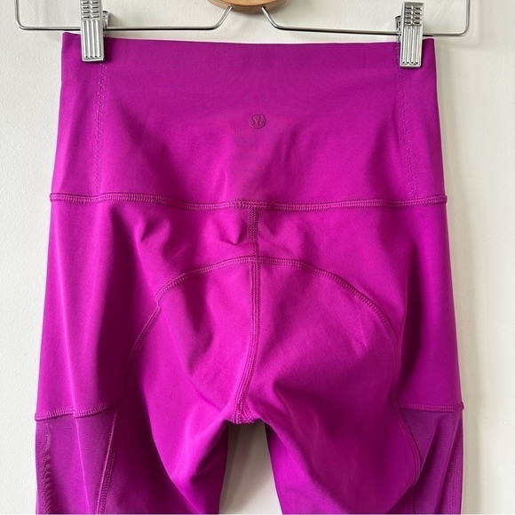 LULULEMON Hot To Street Crop Regal Plum-(Size:4) - Picture 7 of 11